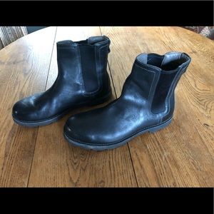 Men’s Leather LL Bean pull-on boots size 11 Med